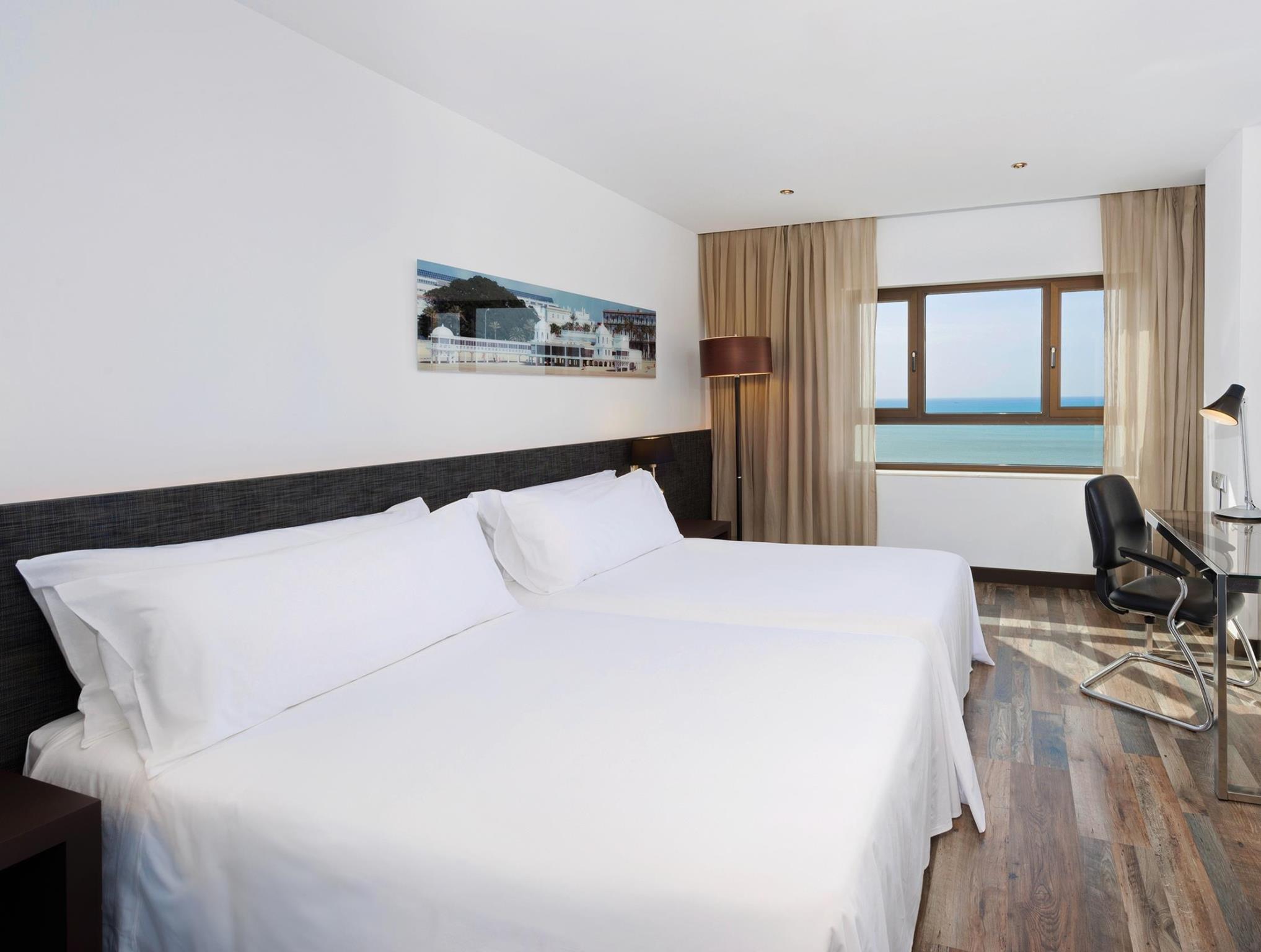 Hotel Cadiz Paseo Del Mar, Affiliated By Melia Экстерьер фото