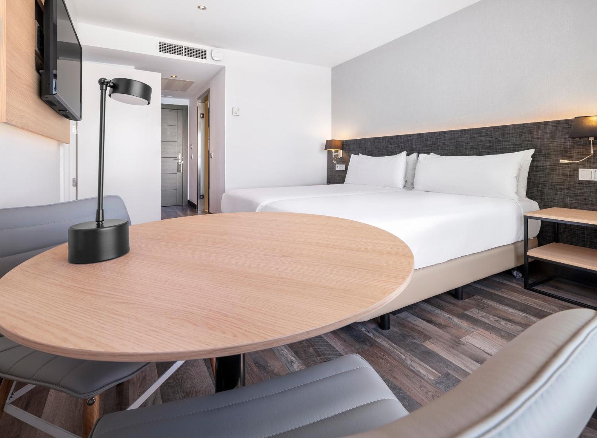 Hotel Cadiz Paseo Del Mar, Affiliated By Melia Экстерьер фото