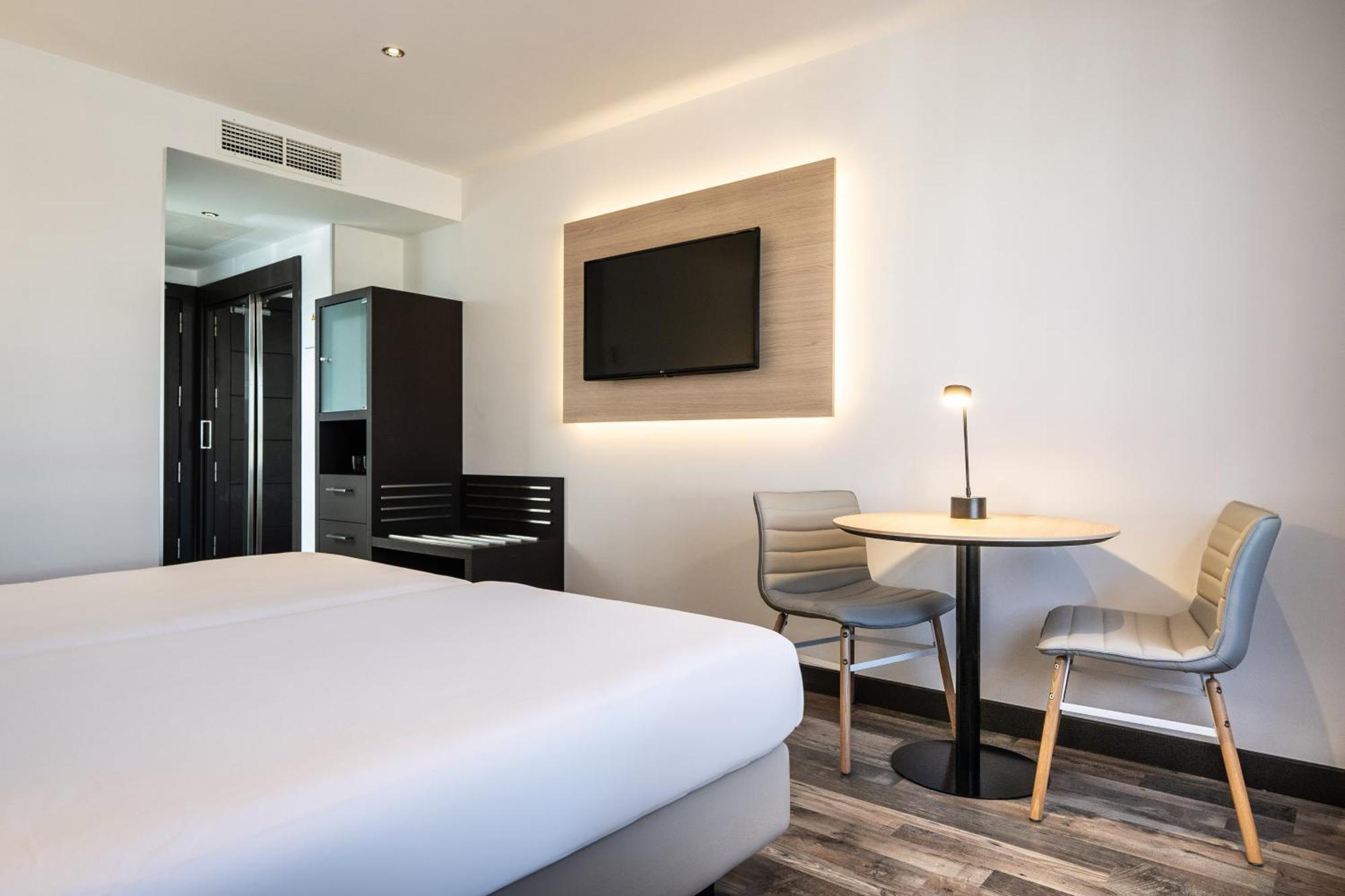 Hotel Cadiz Paseo Del Mar, Affiliated By Melia Экстерьер фото