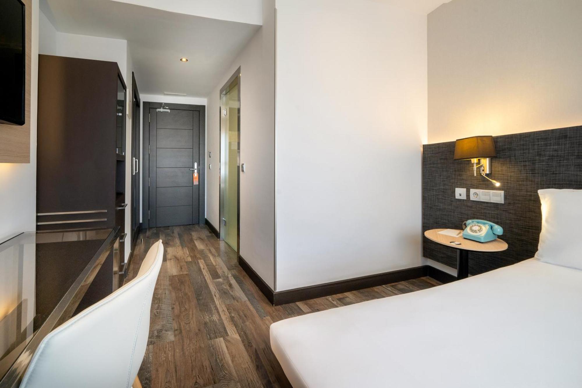 Hotel Cadiz Paseo Del Mar, Affiliated By Melia Экстерьер фото